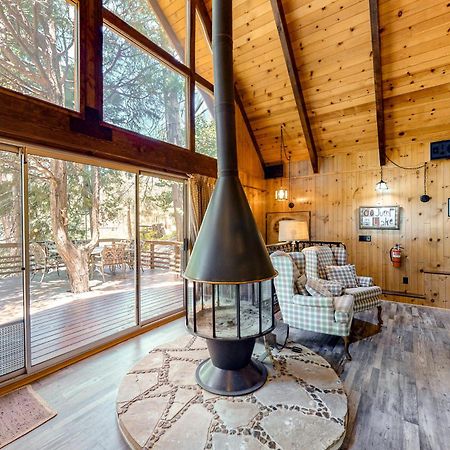 Retro Cabin Lake Arrowhead Exterior foto